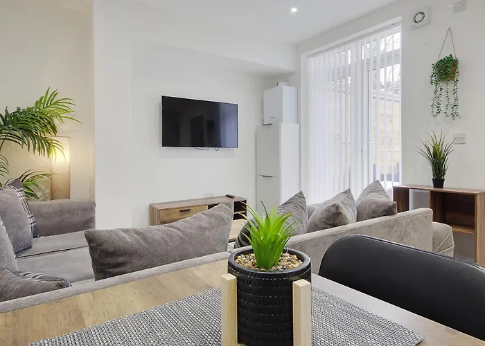 Wimborne Road Apartment 4